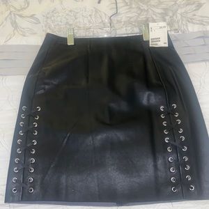 New faux skirt with tags never worn